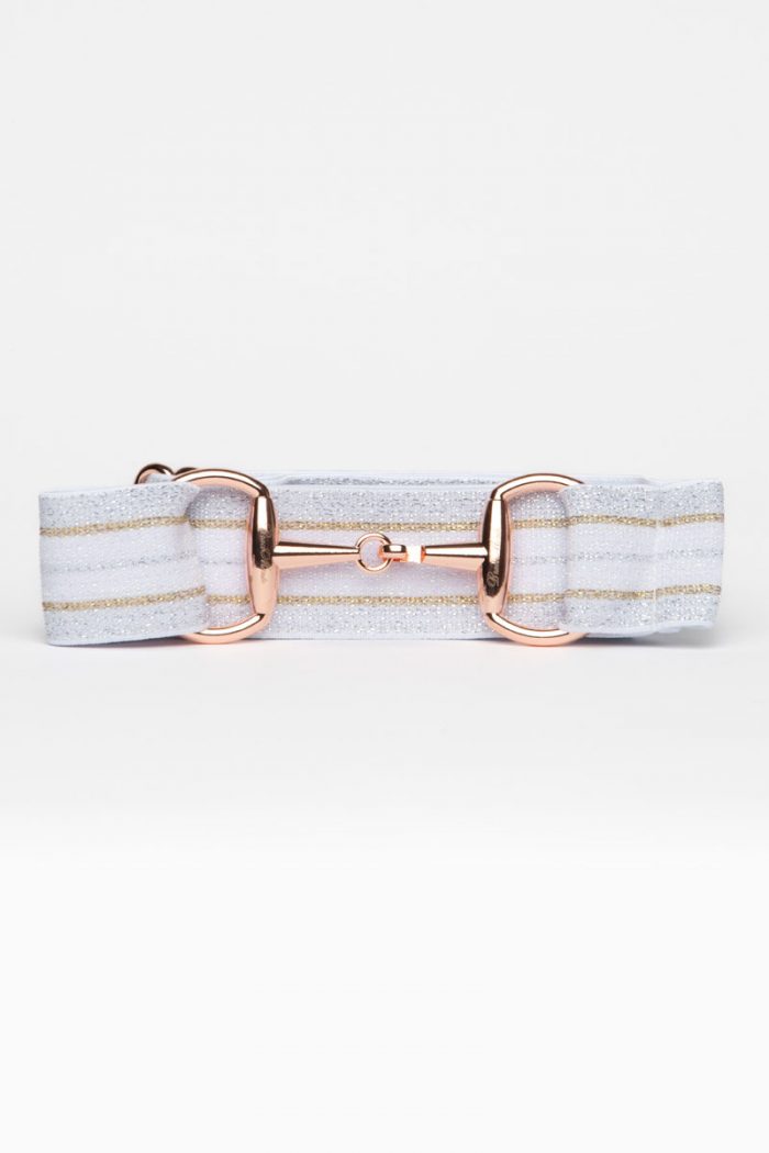 Cinturon de competicion en blanco y oro rosa con detalles ecuestres Brilli bracomonte equestrain